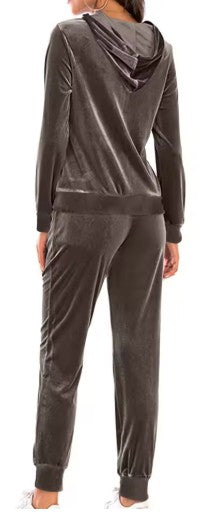 Everyday Velvet Comfort Set