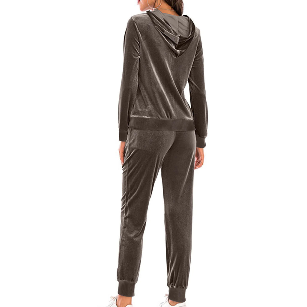 Everyday Velvet Comfort Set